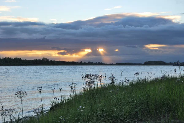 Вечір Річці Іртиш Омськ Сибір Росія — стокове фото