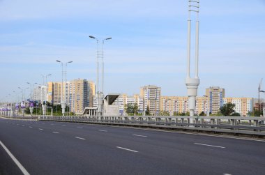 Omsk şehrinin günü, c sokaklarında trafik engellendi