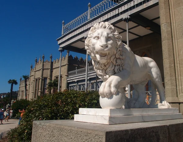 Lugares bonitos no parque Vorontsov Palace, nas proximidades de — Fotografia de Stock