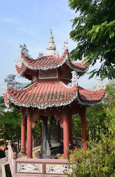 Long Son pagoda en Nha Trang, Vietnam —  Fotos de Stock