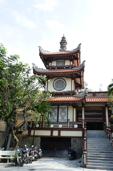 Long son pagode in nha trang, vietnam — Stockfoto