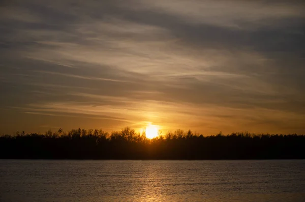 Захід сонця над Іртишем в Омській області — стокове фото
