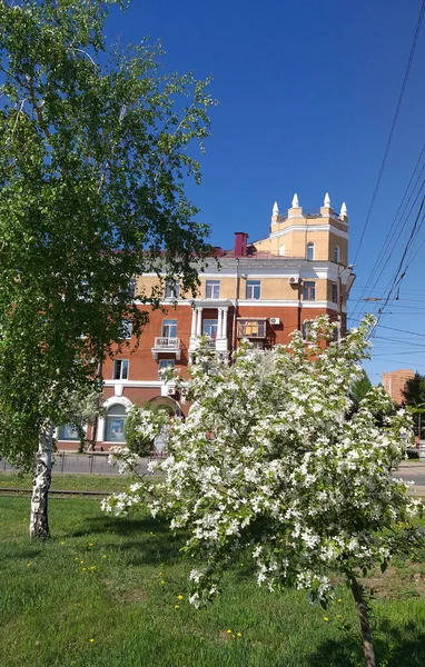 Omsk ロシア 2020年5月10日 ロシア シベリア地方 ボグダン フメルニツキー通り — ストック写真