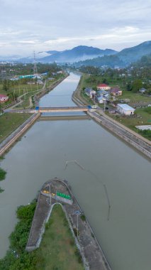Gorontalo, Endonezya 'daki Nehir Kanalının Hava Görüntüsü