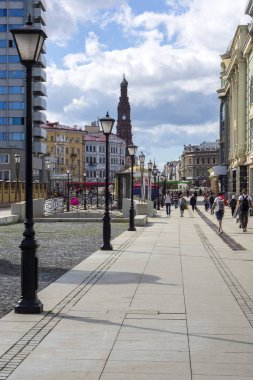 Kazan şehir manzarasına. Epiphany Katedrali çan kulesi