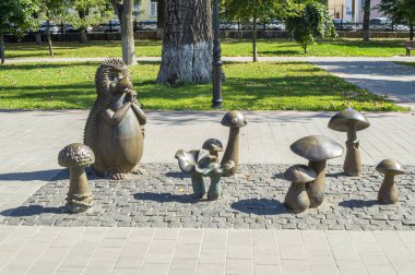 Tula Kremlin Meydanı'nda heykel 