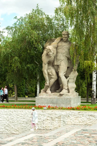 Sculptural Composition Having Survived Conquered Death City Volgograd Mamaev Kurgan — Stock Photo, Image