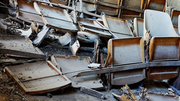 Verlassenes Kino Zerstörtes Gebäude Das Auf Wiederaufbau Wartet — Stockfoto