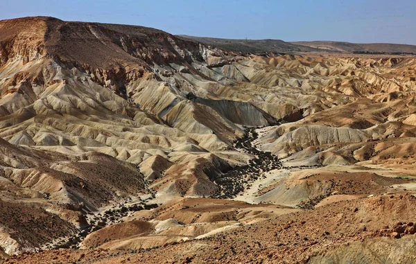The Negev çöl machtesh Ramon-erozyon krateri, Israil 'in en pitoresk doğal simge