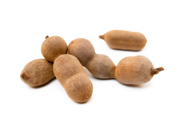 Zralé Sladké Tamarind Izolované Bílém Pozadí — Stock fotografie