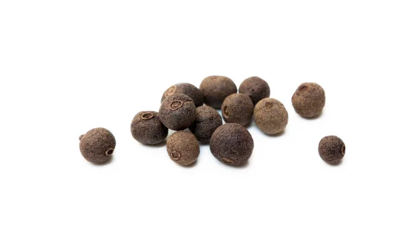 Scattered Allspice Isolated White Background — Stock Photo, Image