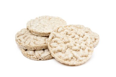 Mısır gevrekli sandviçler beyaz arkaplanda izole edilmiş.