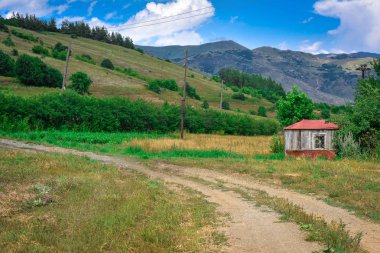  romantik seyahat arka plan adam , gün batımında yürüyüş .