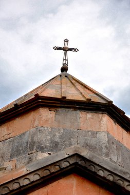 Jermuk 'taki küçük tapınak. Ermenistan.