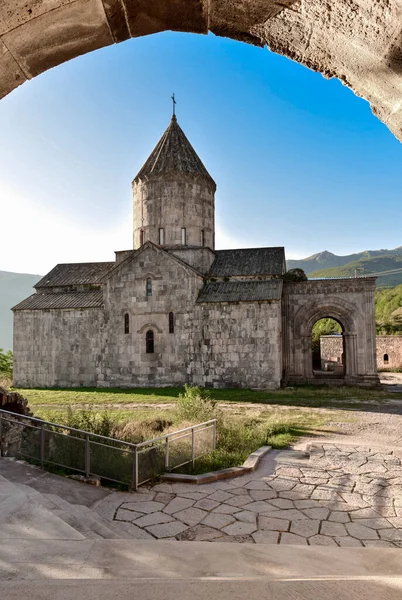 Igreja Mosteiro Tatev Vista Lateral Com Cruz Cúpula — Fotografia de Stock