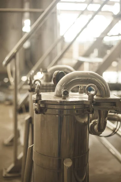ビールの生産のための設備及び産業用ツール — ストック写真