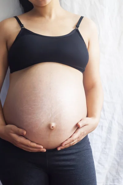 Una Mujer Embarazada Mes Embarazo Copiar Espacio Para Texto Anuncio — Foto de Stock