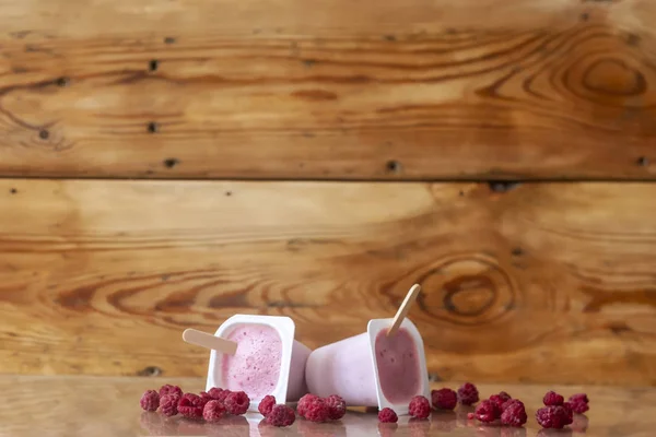 Buatan sendiri raspberry yoghurt — Stok Foto