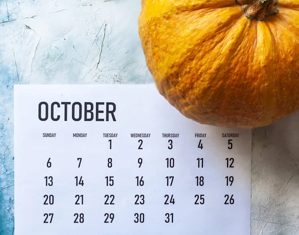 Oktober 2019 kalender met pompoen — Stockfoto