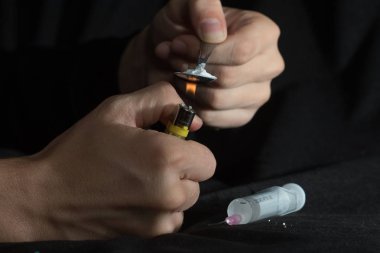 Hepatit C ve Aids riski, uyuşturucu bağımlılığı