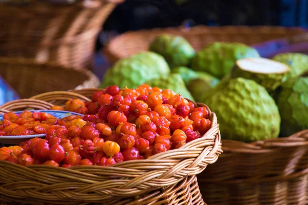 Fresh pitanga and anonna fruits — Stock Photo, Image
