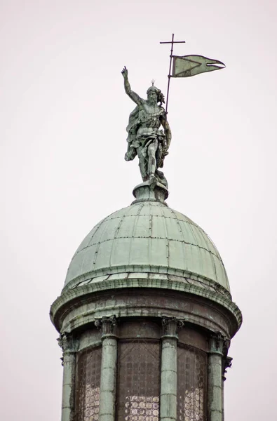 Statue Des Erlösers Von Michele Fanolli Auf Der Kuppel Der — Stockfoto