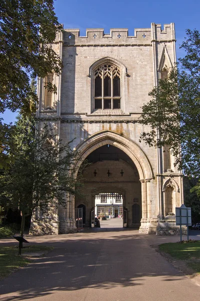 Historyczna Brama Opactwa Bury Edmunds Suffolk Średniowieczna Wieża Oznaczała Wejście — Zdjęcie stockowe