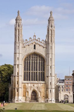 Cambridge 'deki King' s College 'daki muhteşem ortaçağ şapeli. 15. yüzyılda yapılmış, dünyanın en büyük pervaneli kubbeli tavanına sahip. Cambridge Üniversitesi 'nin bir parçası..