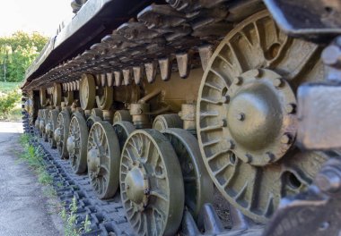 Askeri savaş tankı parçaları