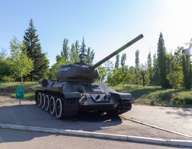 Saratov, Rusya - 16 Ağustos 2018: Sovyet ağır zırhlı tank zafer Parkı