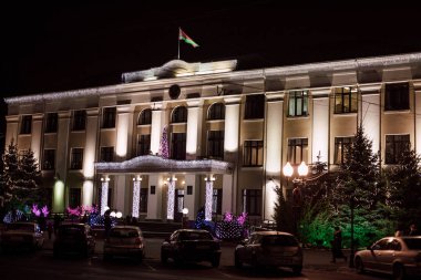 Gomel, Belarus kış aydınlatma ışıkları gece