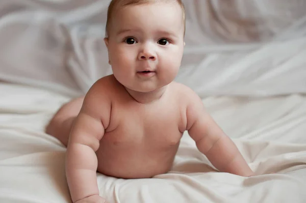 Portrait Baby Boy Lying White Bedding — Stock Photo, Image