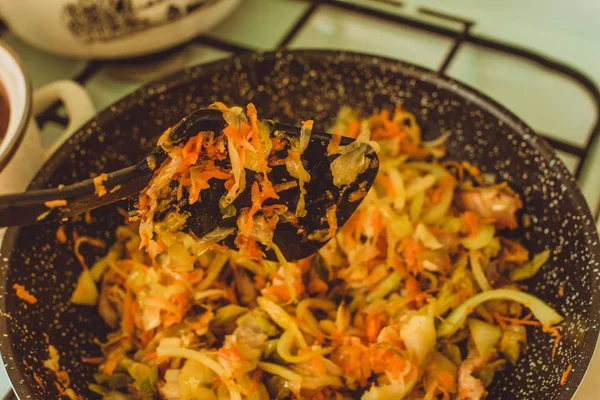 野菜とパンで肉を小豆のクローズ アップ — ストック写真