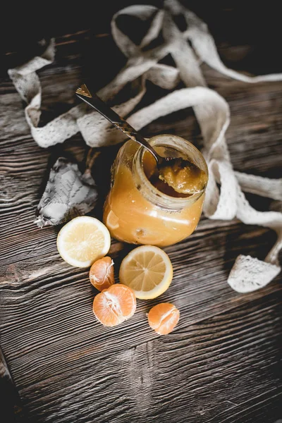 Närbild Honung Och Citrus Frukter Träbord — Stockfoto