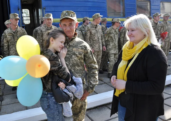 Тернополь Украина Апреля 2018 Года Теплая Встреча Украинских Военных Время — стоковое фото
