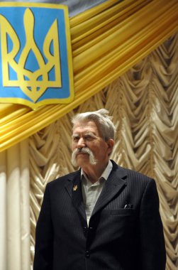 Chortkiv - Ternopil - Ukrayna - 14 Ekim 2014. İyi bilinen Ukraynalı muhalif ve SSCB politikacı. Ukrayna kahramanı. Kurucularından Ukrayna Helsinki grubu Levko Luk'yanenko 