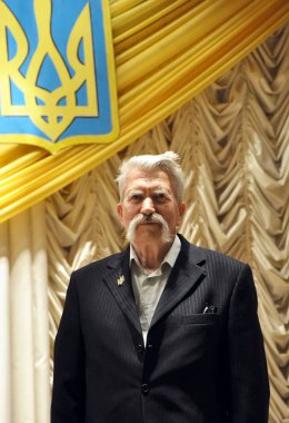 Chortkiv - Ternopil - Ukrayna - 14 Ekim 2014. İyi bilinen Ukraynalı muhalif ve SSCB politikacı. Ukrayna kahramanı. Kurucularından Ukrayna Helsinki grubu Levko Luk'yanenko 