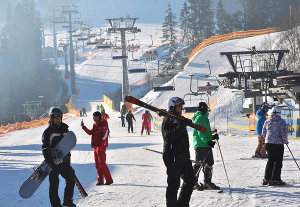 Bukovel Ivano Frankivsk Ucrânia Fevereiro 2019 Estância Esqui Bukovel Nas — Fotografia de Stock