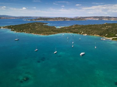 Uçak fotoğraf ile şaşırtıcı yaz manzara fotoğrafçılığı la la maddalena adalar, sardegna, İtalya.