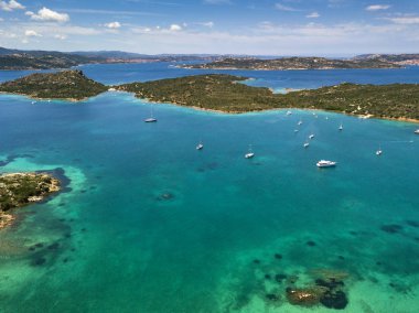 Uçak fotoğraf ile şaşırtıcı yaz manzara fotoğrafçılığı la la maddalena adalar, sardegna, İtalya.