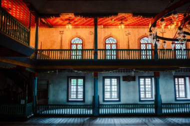 Bosna-Hersek 'in Travnik kentindeki Süslü Cami' nin güzel iç mekanı