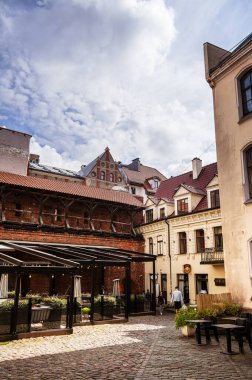 Riga 'nın eski güzel mimarisi Letonya
