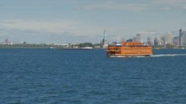 New York, New York, ABD 15 Eylül 2015: staten Adası feribot ve new York'taki özgürlük heykeli