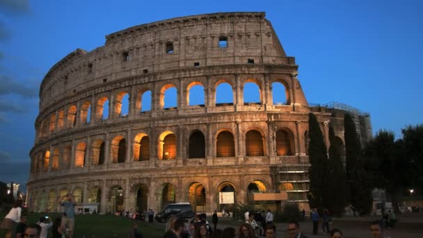 Рим Италия Сентября 2015 Года Туристы Колизей Риме Италия Знаменитая — стоковое видео