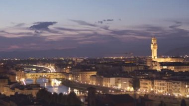 akşam ponte del Vecchio doğru atış duomo, florence, İtalya için kaydırma
