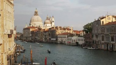 bir klasik görünüm santa Maria della salute accademia Köprüsü Venedik büyük kanal üzerinde