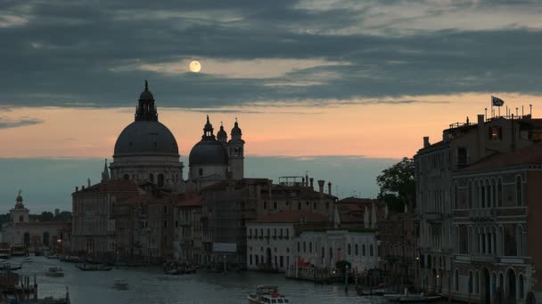 Luna Llena Levanta Sobre Basílica Santa María Venecia Italia — Vídeos de Stock