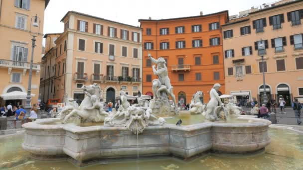 意大利 2015年9月30日 在罗马的纳沃纳广场的内普图恩喷泉的一天的时间视图 在罗马 意大利 — 图库视频影像