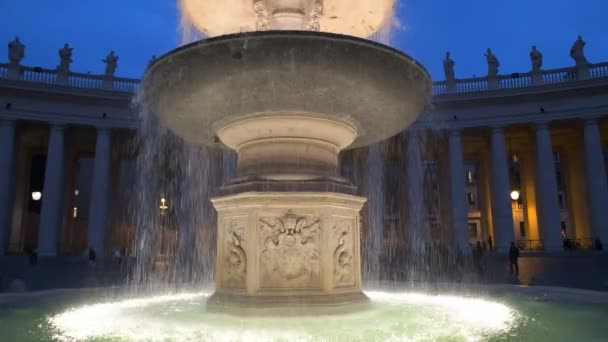 Nahaufnahme Eines Brunnens Auf Dem Petersplatz Rom Italien Bei Nacht — Stockvideo