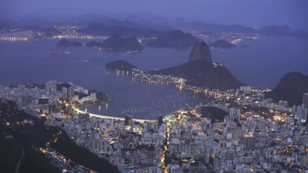 Ночной Снимок Ботафого Сахарного Рулета Христа Искупителя Рио Жанейро Бразилия — стоковое видео